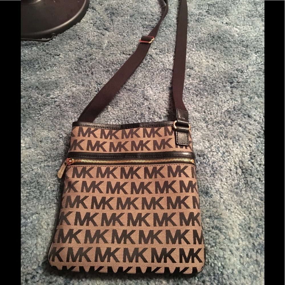 Michael Kors Crossbody