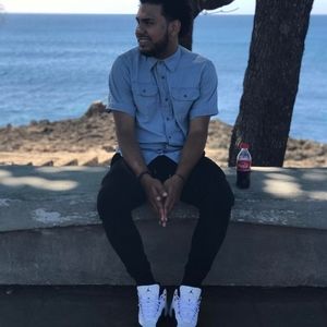 Meet your Posher, Mayner