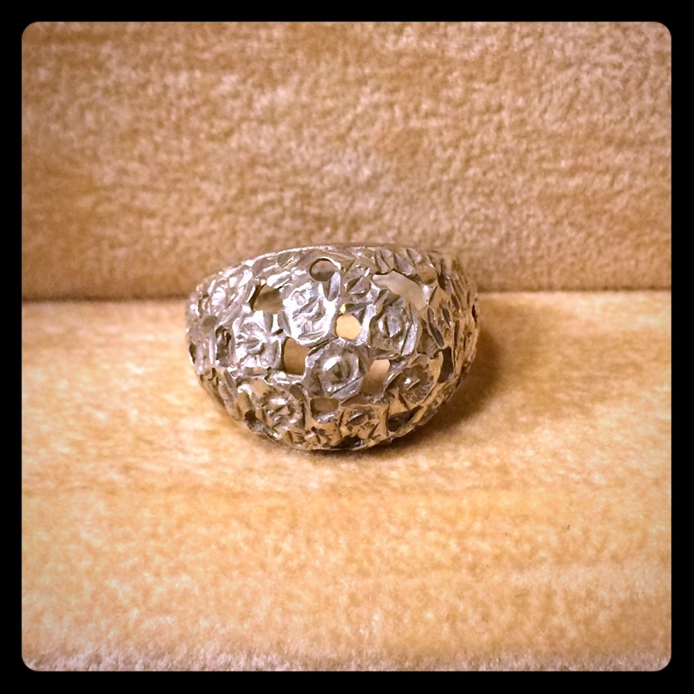 Sterling silver flower bouquet ring