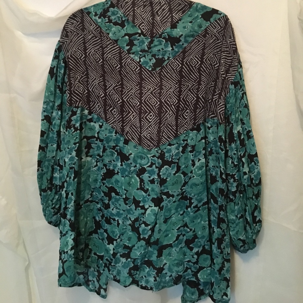 Volcom Tunic - Picture 3 of 3