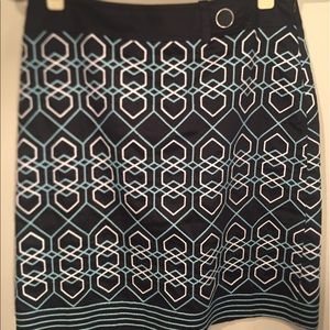 Embroidered Anne Taylor skirt