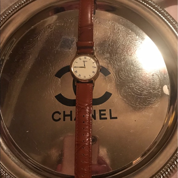 Seiko brown leather watch. main image 5