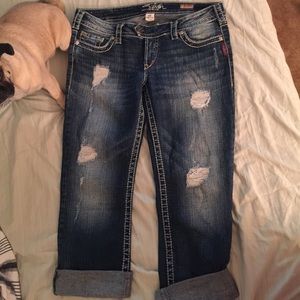 Size 31 capris.