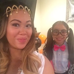 Meet your Posher, Noel