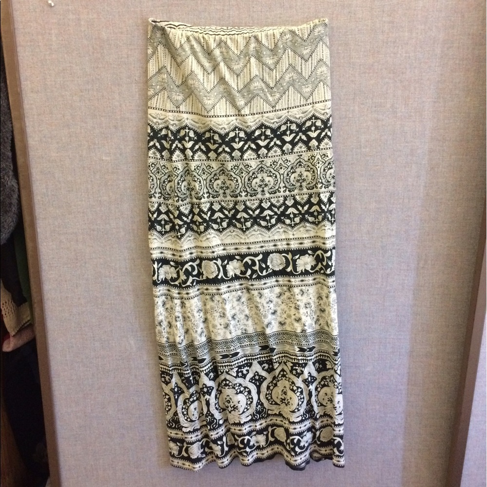 Maxi skirt
