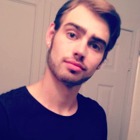 Meet your Posher, Sam - Picture 1 of 1