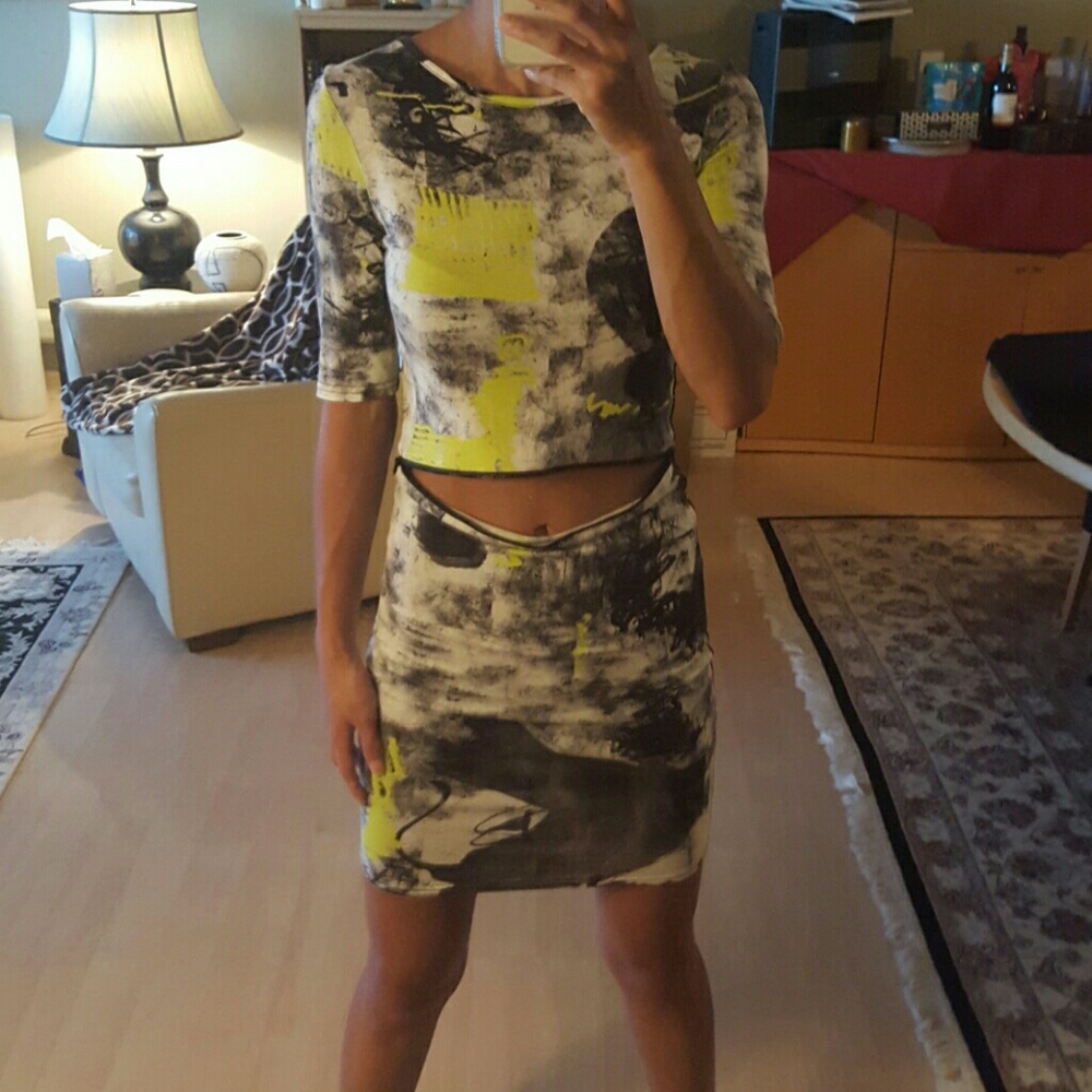 Topshop Neon Green Mini Dress with Midriff Zipper - Picture 3 of 6