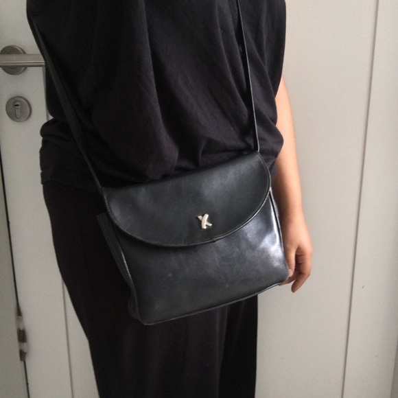 Paloma Picasso Small Crossbody Black Leather Purse - Picture 4 of 7