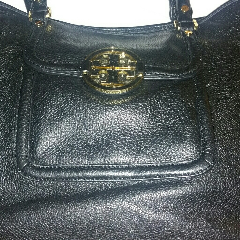 Tory Burch tote handbag with storage