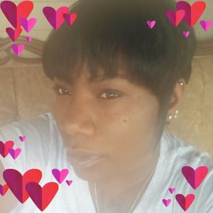 Meet your Posher, Tee