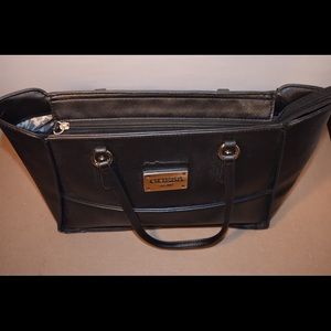 Guess Black Small Tote GUC