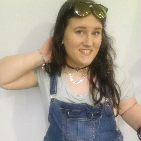 Meet your Posher, Sara - Picture 6 of 7