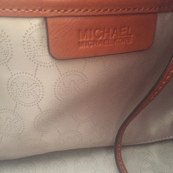 Large mk bag - Picture 2 of 2