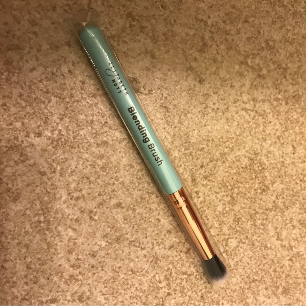 Elizabeth Mott Turquoise Blending Brush