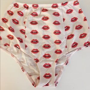 American Apparel Lip Cotton Briefs
