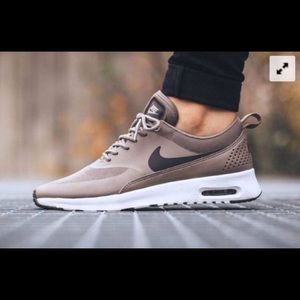 Nike Air Max Thea Iron Size US 9