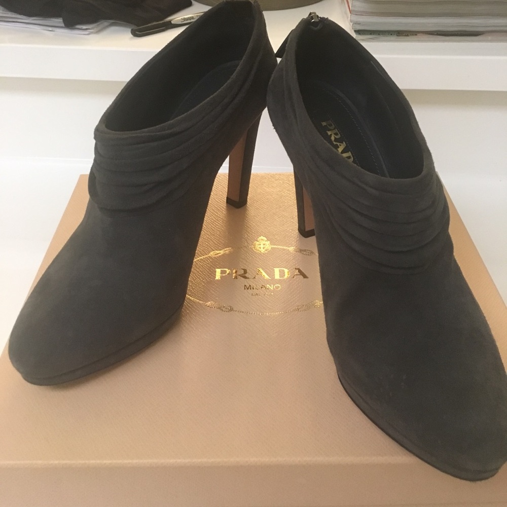 Prada Calzature Donna booties in anthrite
