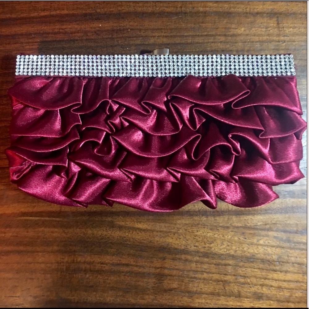 NWOT Gorgeous Red Satin & Crystal Trim Clutch