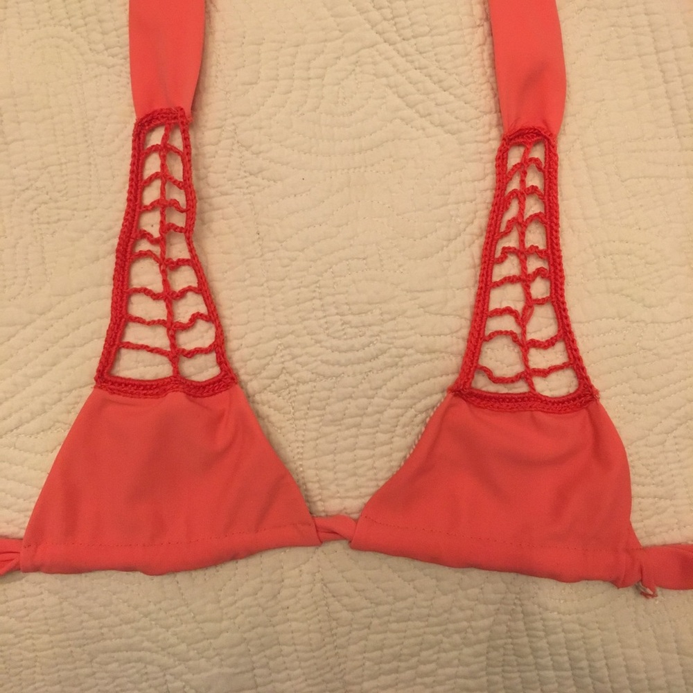 Brand New Acacia Secrets top in Ginger