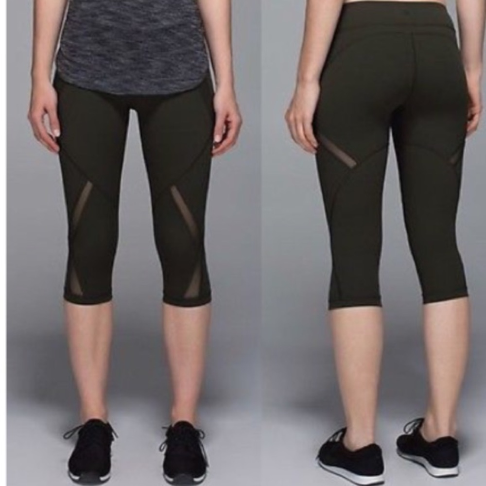 Black Lululemon Cool to Street Active Capri Crop 6