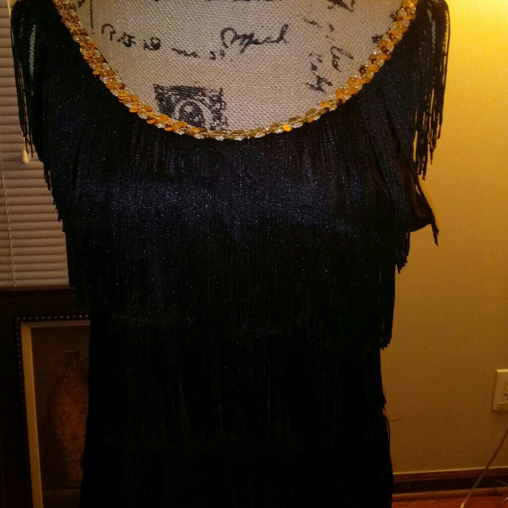 Dress - Picture 2 of 7