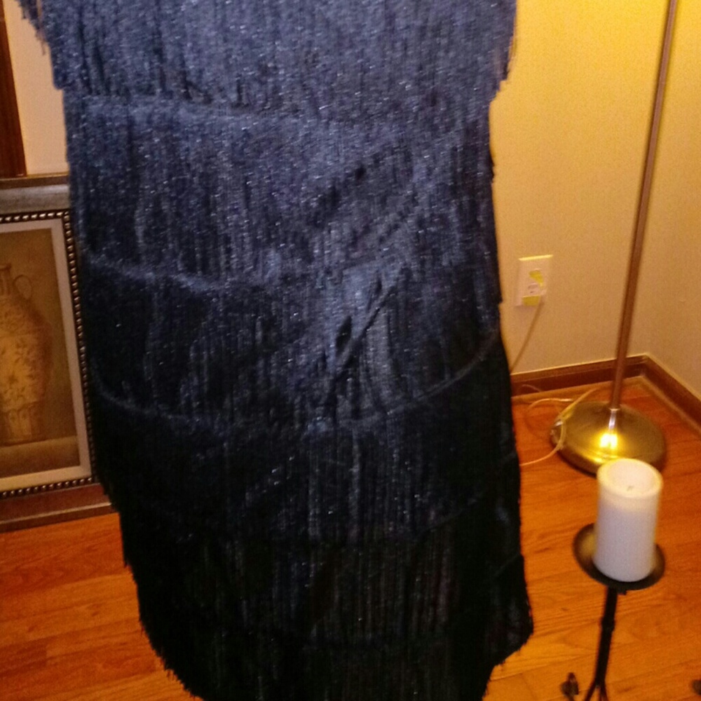 Dress - Picture 5 of 7