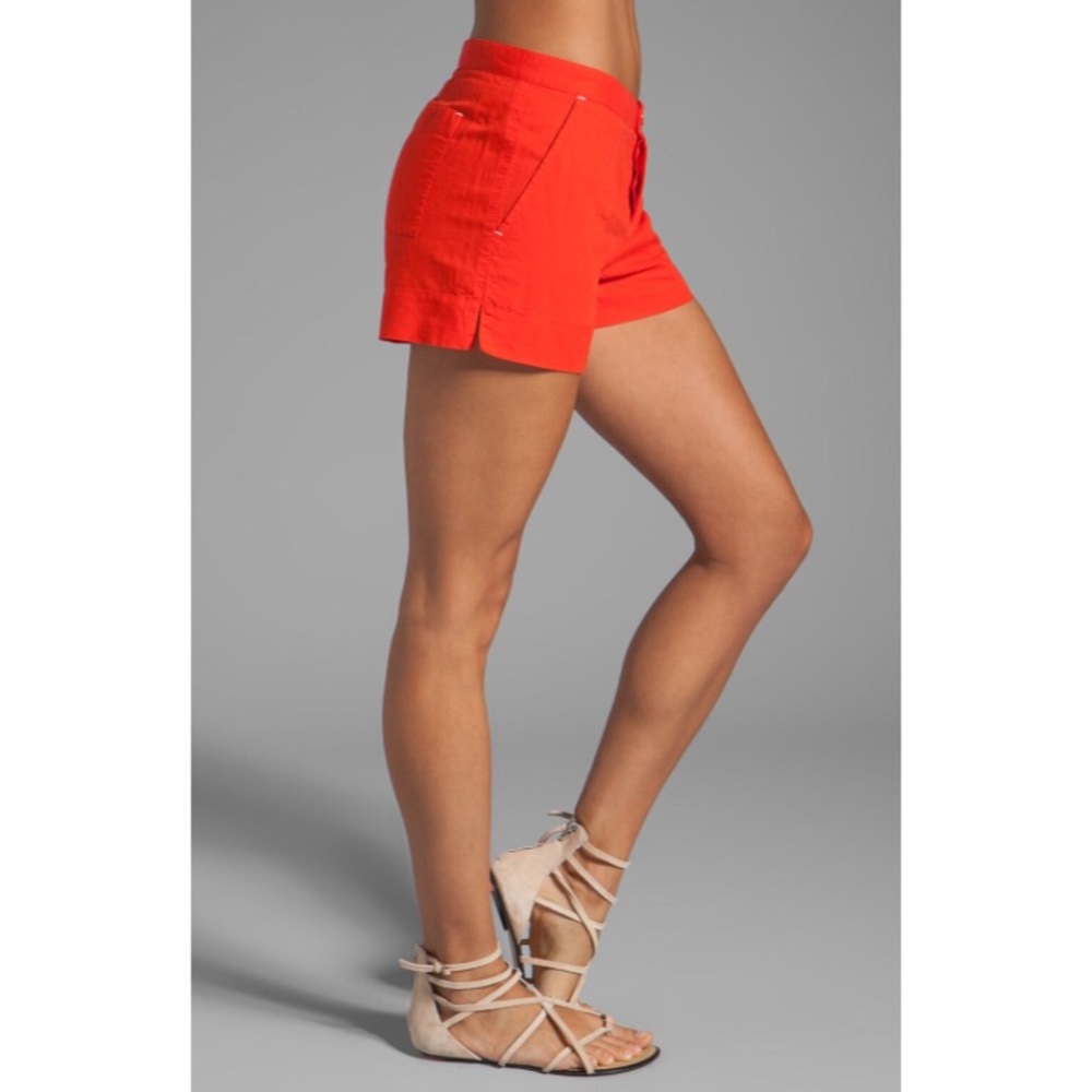 Solar red shorts - Picture 3 of 4