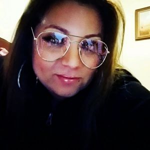 Meet your Posher, Cynthia