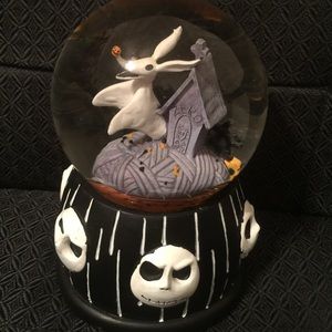 HOLD TILL 9th Nightmare before Christmas globe
