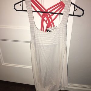 Lululemon tank top built in sports bra