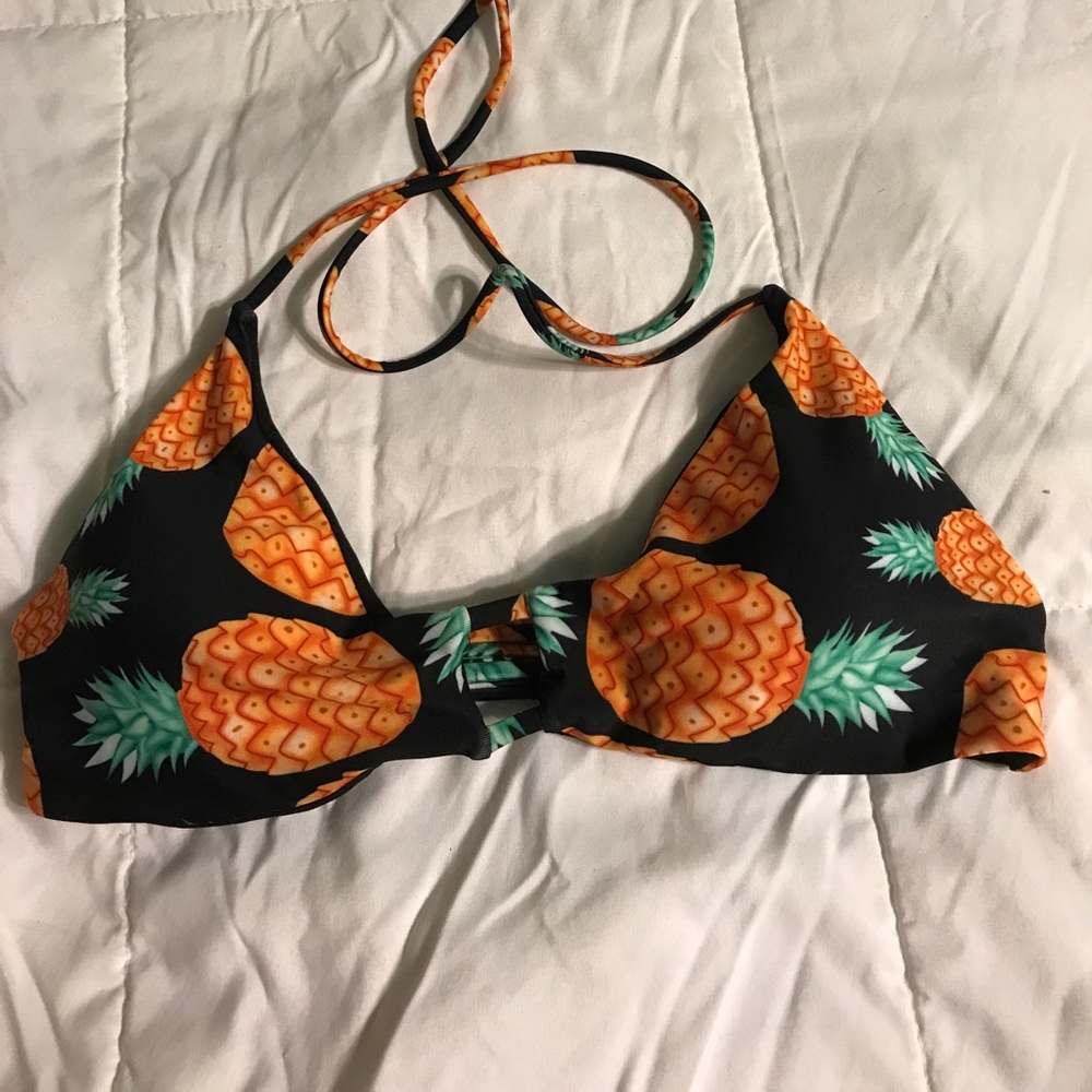 PINEAPPLE BIKNI TOP!!