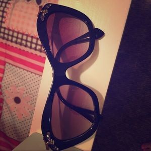 miumiu sunglass