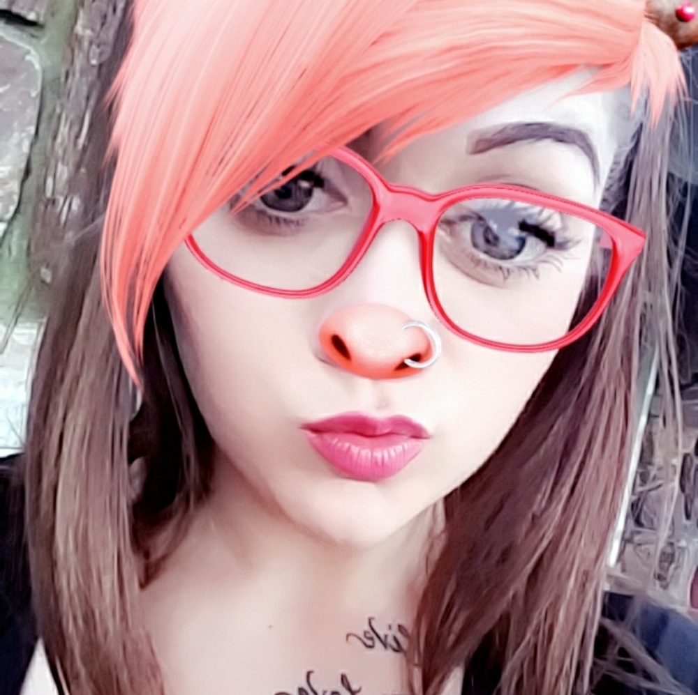 Meet your Posher, Christina