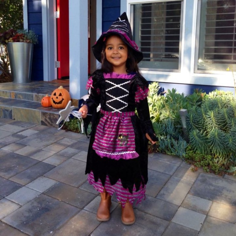 Halloween witch costume
