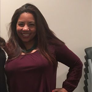 Meet your Posher, Ana