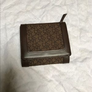 DKNY Wallet