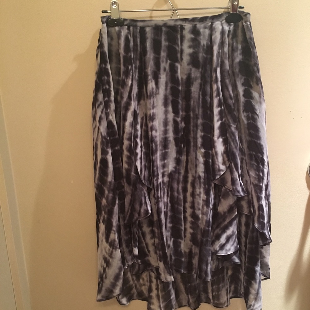 NWT H&M Tie Dye Hi Lo Skirt size 8