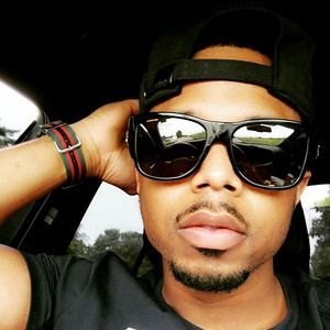 Meet your Posher, Devin