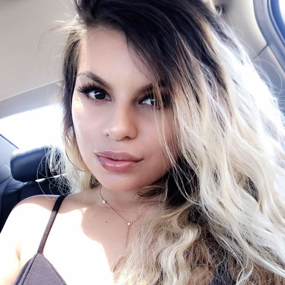 Meet your Posher, Marina