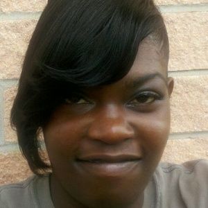 Meet your Posher, Victoria