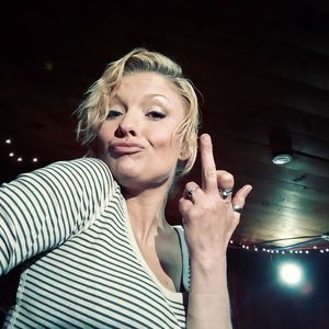 Meet your Posher, Danielle