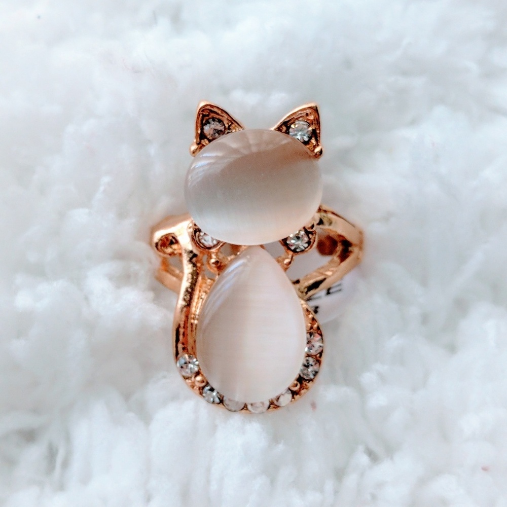 Stone Cat Ring