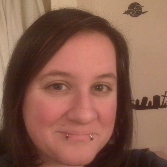 Meet your Posher, Kerry - Picture 1 of 1