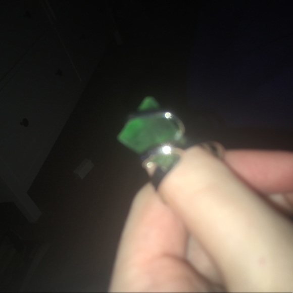 Green seaglass ring - Picture 4 of 4