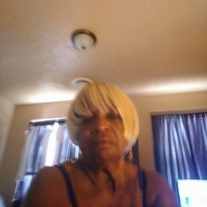 Meet your Posher, Delores