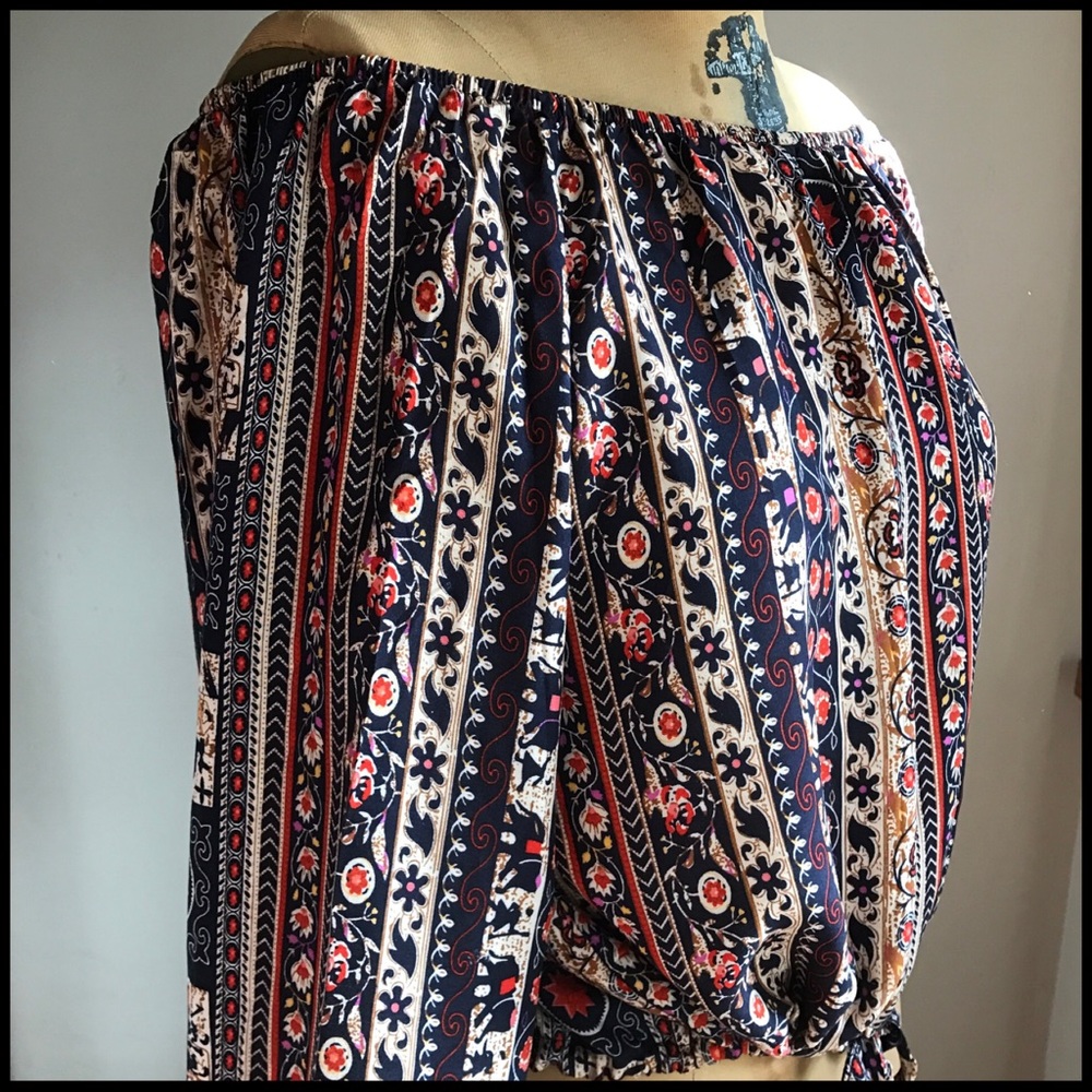 Cinched Waist Top - Picture 6 of 7