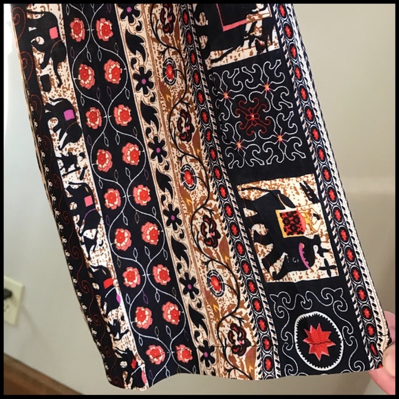 Cinched Waist Top - Picture 4 of 7