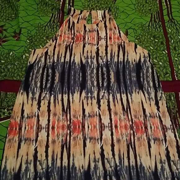 Beautiful multicolored dress - Picture 3 of 4