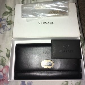 Versace handbag legit