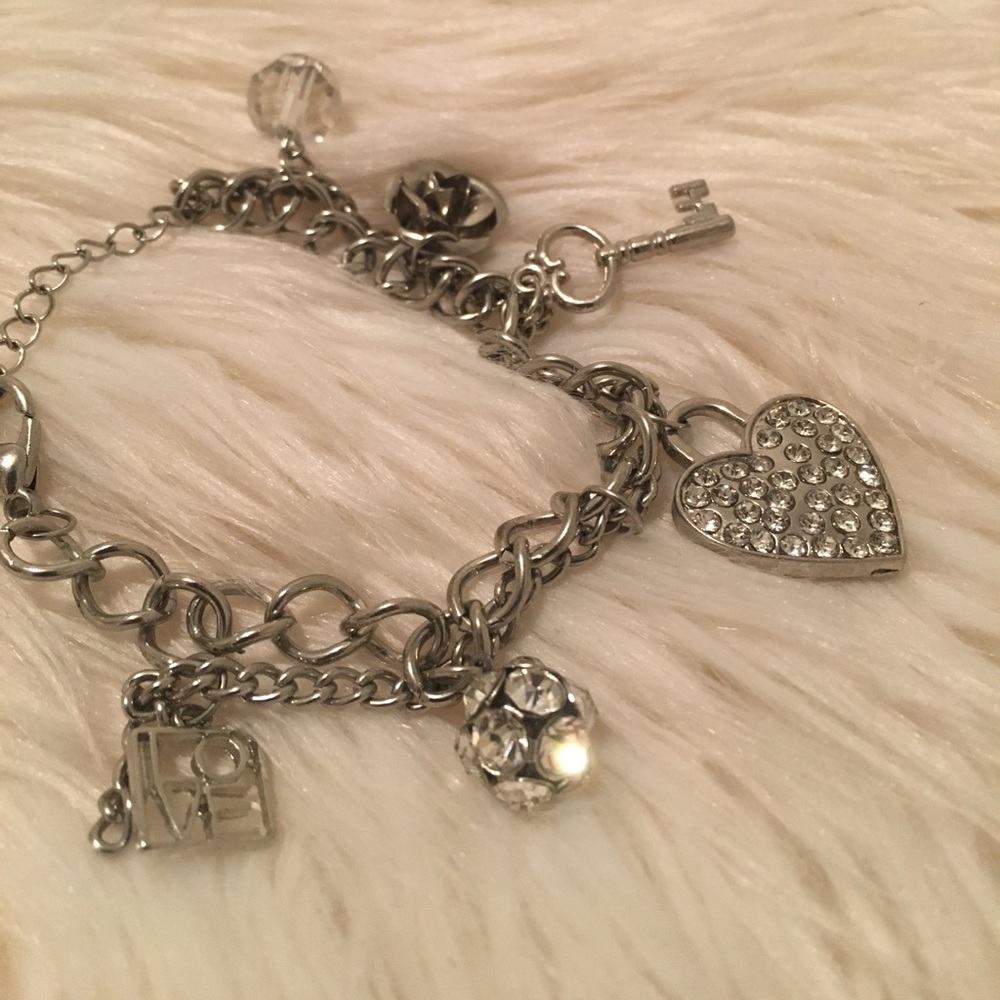 Charm bracelet - Picture 3 of 3